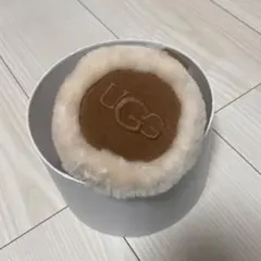 箱タグ付き UGG シープスキン エンブロイダリー イヤーマフ