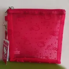 Hello Kitty メッシュポーチ レッド　新品　ローリーズファーム　小物のサムネイル
