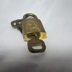 Louis Vuitton ゴールドロック 鍵2本付き