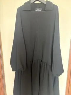 COMME des GARÇONS ブラックひざ丈ワンピースのサムネイル