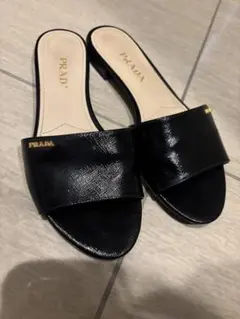 PRADA ブラック スライドサンダル