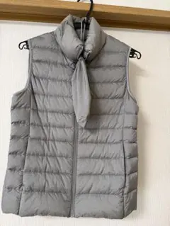 UNIQLO ウルトラライトダウン　グレー　M