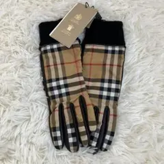 新品未使用　バーバリー　BURBERRY ベージュ カシミヤ手袋　サイズM/Ｌ BURBERRY バーバリー カシミア グローブ M/L ベージュ BURBERRY
