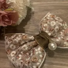 Hestia 様お取引中⭐3808⭐❣️大人可愛いヘアアクセ❣️インド刺繍