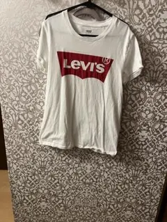 Levi's ホワイト Tシャツ Mサイズ