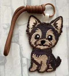 ハンドメイド 刺繍 ヨークシャテリア バッグキーホルダー うちの子 犬