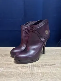 GUCCI レザー ブーティ ボルドーのサムネイル