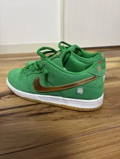 Nike グリーンスエードスニーカー