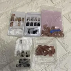 ネイルチップセット ベージュ・黒・透明