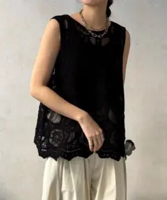 新品タグ付き 刺繍前後2WAYレースタンクのサムネイル