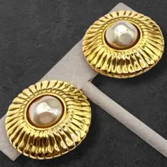 CHANEL ココマーク イヤリング パール調 ゴールド 744