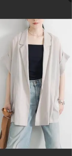新品タグ付きURBAN RESEACHシアーハーフスリーブジャケット