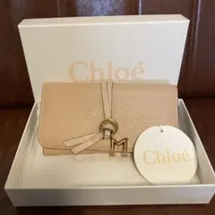 Chloé ピンクベージュ レザー 長財布 Mロゴ付きのサムネイル