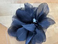 コサージュ　黒