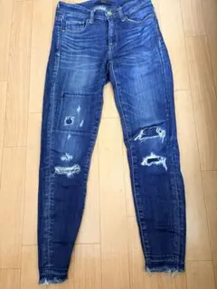 AZUスキニーデニム ダメージ加工 カットオフのサムネイル