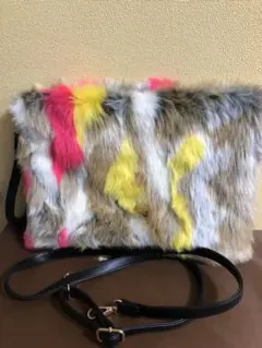 ミックスフェイクファークラッチ　ショルダーバッグ