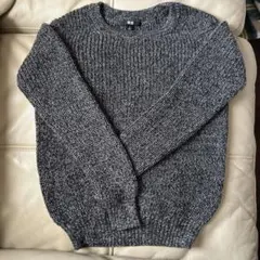 ユニクロ　クルーネックセーター S