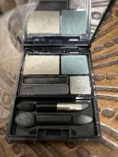 コフレドール ソフトグラマラスアイズ 09