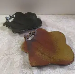 葉型 花型　陶器皿　小物置き飾り物インテリアお菓子皿もみじ 茶 黒2点セット雑貨
