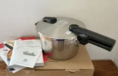 Item thumbnail for item 7eb97f6e-206b-4344-bd3d-31c047dc0c7d