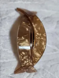 未使用品　ゴールド (オレンジ)　曲線デザイン　バレッタ　ヘアアクセ　匿名配送②