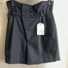 黒　高ウエスト ショートパンツ