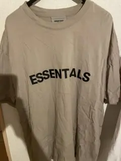 ESSENTIALS tシャツ