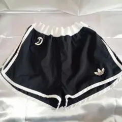 adidas ブラックショートパンツ　アディダス トレフォイルロゴ