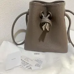 美品【トゥモローランド別注】VASIC ヴァジック ボンドミニミニ 別注】VASIC BOND MINI ハンドバッグ | maison
