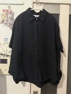 l'atelier du savon 半袖シャツ ブラックのサムネイル