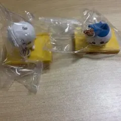 ちいかわ　松屋　コラボ　鬼辛カレー　フィギュア　ちいかわ　ハチワレ