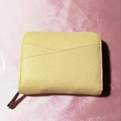 本革ミニ財布 二つ折り財布　大容量 スキミング防止 イエロー　コンパクト
