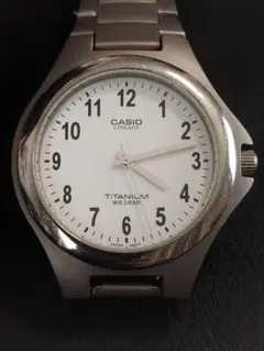 CASIO LINEAGE チタン腕時計 WR 5BAR