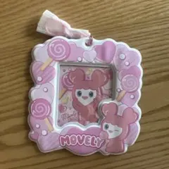 Item thumbnail for item 700bbbe1-08d8-4e4c-b274-2f22b893d13e