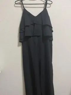 Olive des Olive フリル付きブラックサロペット