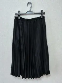 ジャンク品　GU プリーツスカート ブラック　ひざ丈