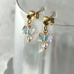 No1143とても小さいオーロラリボンクリスタルゴールドスタッドピアス