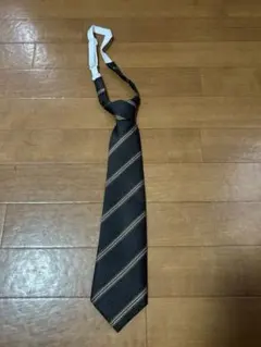 キッズ　ブラウン ストライプ ネクタイ　子供用　男女兼用　男の子　女の子　入学式