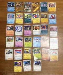 pokemon cards 200枚 まとめ売り 旧裏 リザードン　ヒトカゲ pokemon cards 200枚 まとめ売り 旧裏 リザードン ヒトカゲ - メルカリ