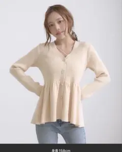 INGNI　SOELA 金ボタンペプラムニットカーディガン M