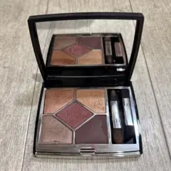 Dior サンク クルール クチュール 689 MITZAH