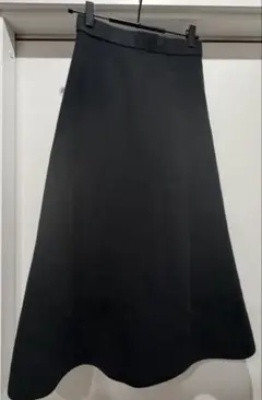 UNIQLO ユニクロ　ロングスカート　ブラック　レディース