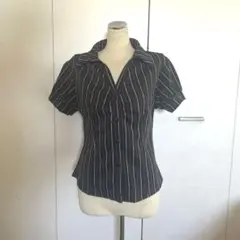 黒と白のストライプ 半袖シャツS