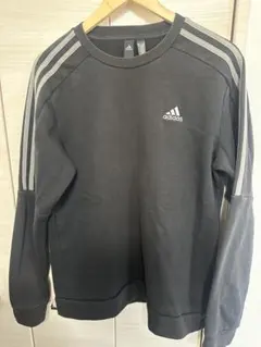 adidas グレー トレーナー スリーストライプス