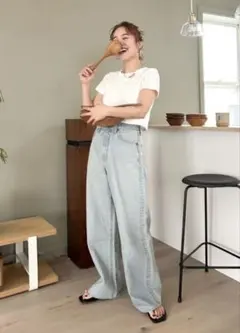 Ungrid アングリッド　デニムパンツ ライトブルー　リーバイスのサムネイル