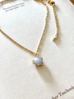 No.425＊ホワイトオニキスとパールムーンの18kgp天然石ネックレス