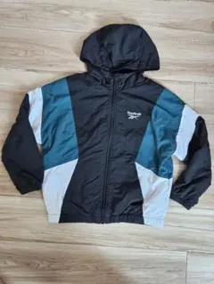 【Reebokキッズフード付ナイロンジャケット】黒/白/青緑140cm
