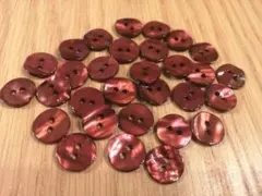 【新品未使用】【レア】ボルドー染　天然貝ボタン 30個セット 直径12mm