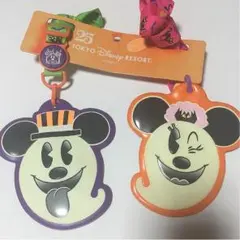 ディズニー ハロウィングッズ パスケース2個