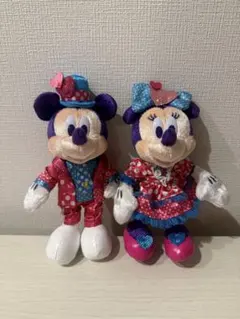 ぬいぐるみバッジ　ミニー&ミッキー　ミニー@ファンダーランド